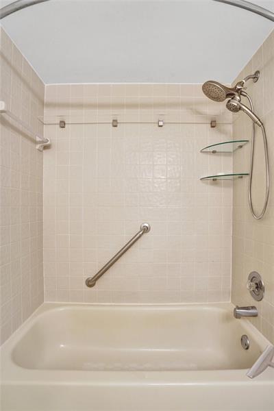 Image 21 of 67 For 2334 Cypress Bend Dr  304