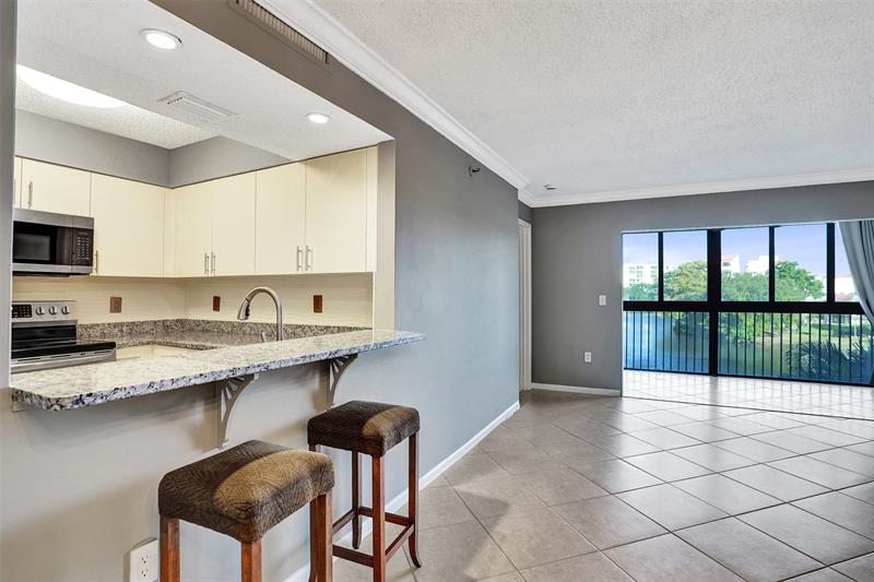 Image 31 of 67 For 2334 Cypress Bend Dr  304