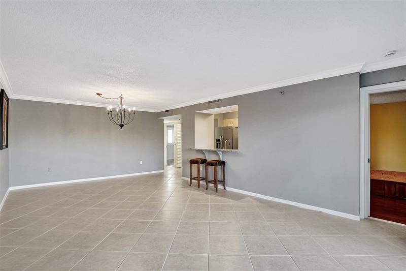 Image 32 of 67 For 2334 Cypress Bend Dr  304
