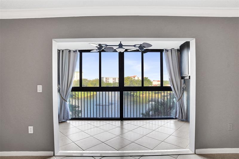 Image 35 of 67 For 2334 Cypress Bend Dr  304