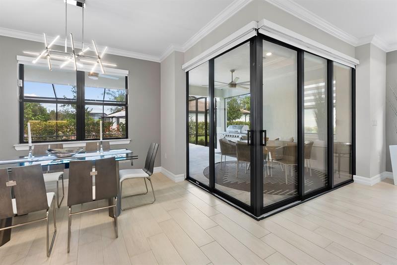 Image 18 of 54 For 2535 Primrose Pl