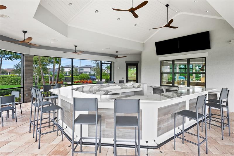 Image 42 of 54 For 2535 Primrose Pl