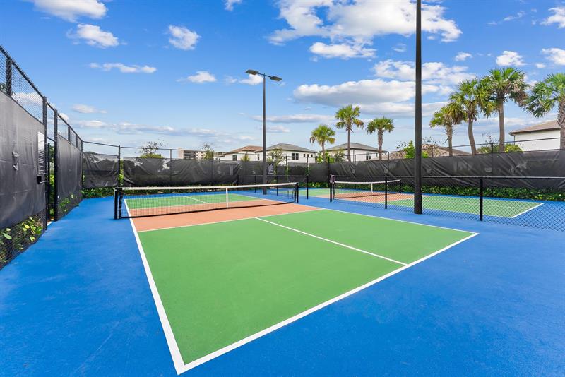 Image 46 of 54 For 2535 Primrose Pl