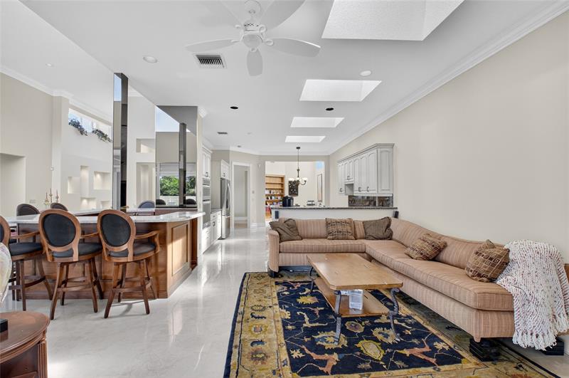 Image 13 of 50 For 5413 Ascot Bnd