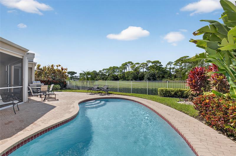 Image 40 of 50 For 5413 Ascot Bnd