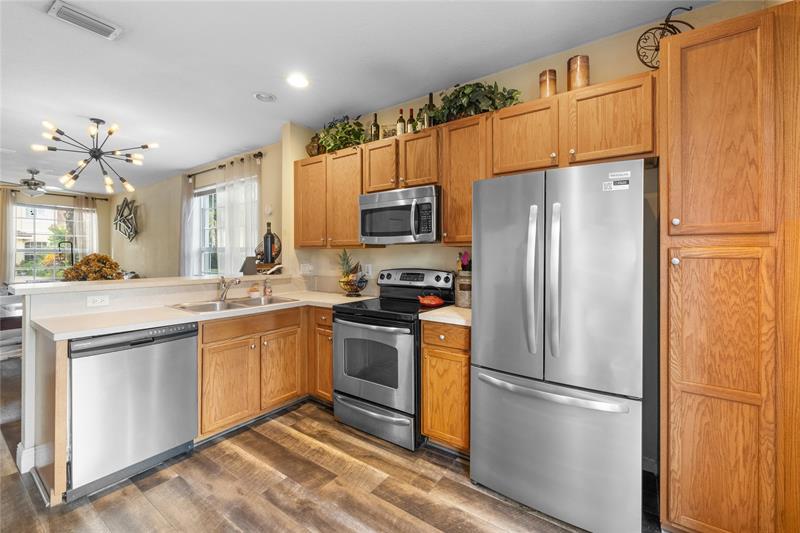 Image 13 of 36 For 3230 32nd Terrace  3230