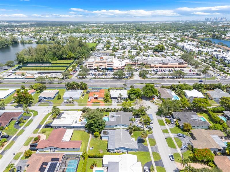 Image 33 of 37 For 4100 36th Ave