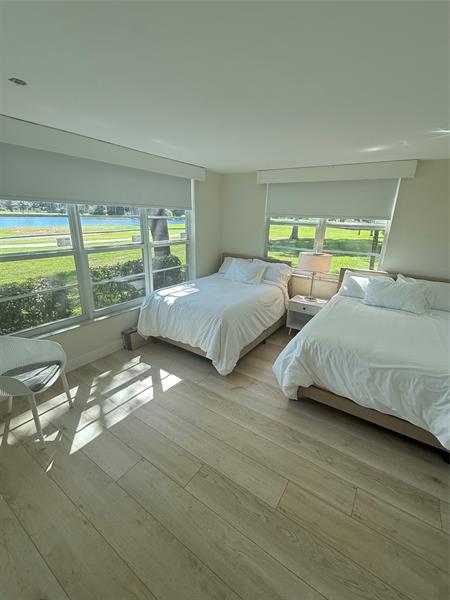 Image 30 of 39 For 802 Cypress Blvd 101