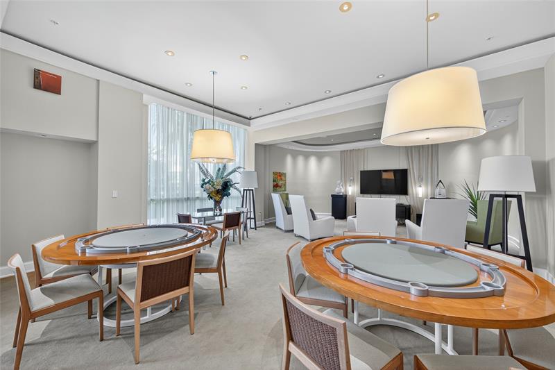 Image 80 of 99 For 1 Ocean Blvd  709
