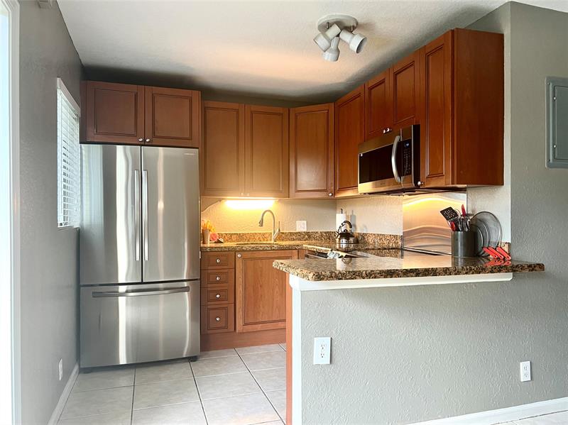 Details for 2655 8th Ave  104, Wilton Manors, FL 33334