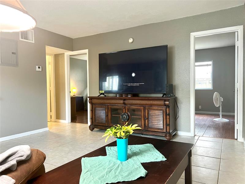 Image 5 of 13 For 2655 8th Ave  104