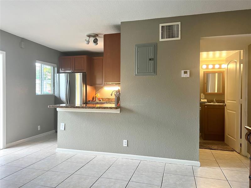 Image 7 of 13 For 2655 8th Ave  104