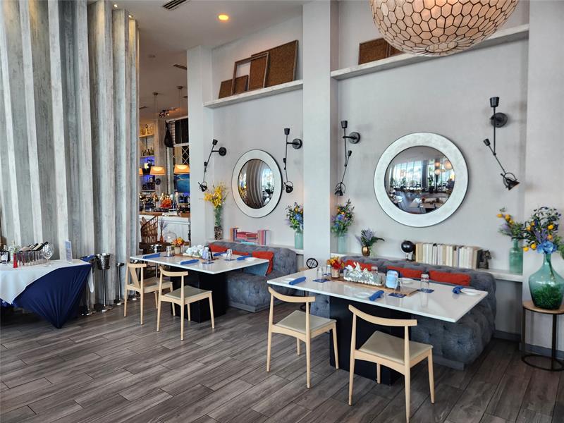 Image 22 of 51 For 4111 Ocean Dr  2107