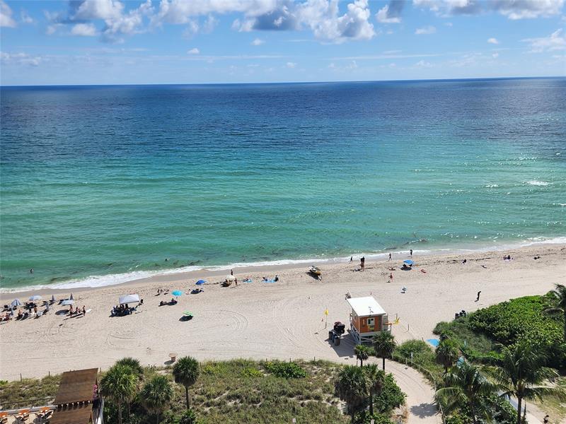 Image 37 of 51 For 4111 Ocean Dr  2107