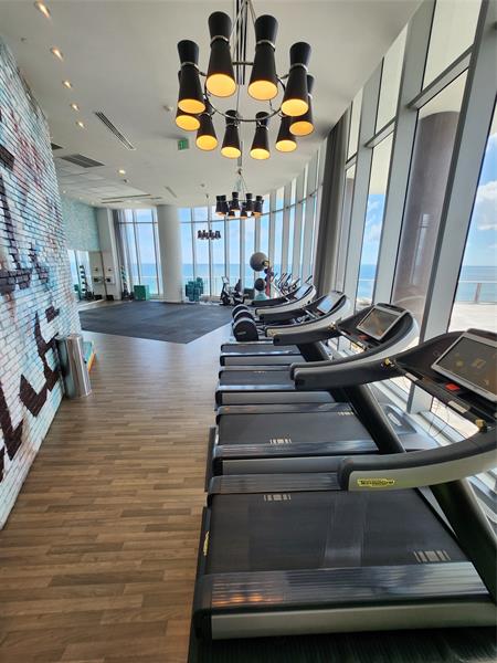 Image 41 of 51 For 4111 Ocean Dr  2107