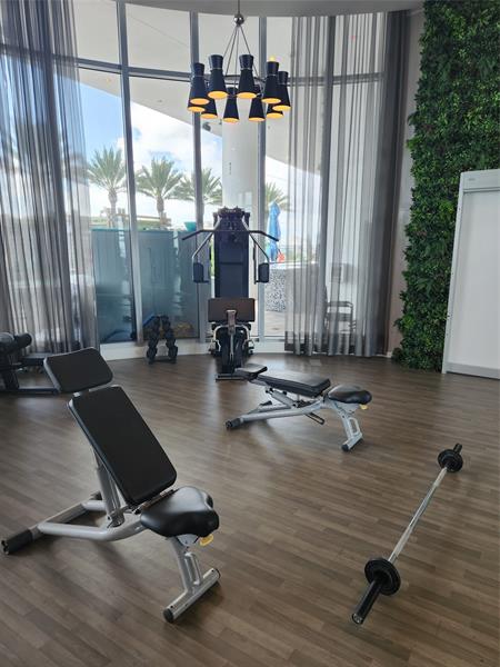 Image 44 of 51 For 4111 Ocean Dr  2107