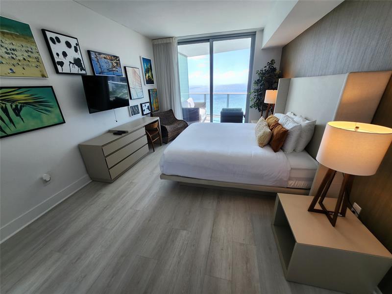 Image 50 of 51 For 4111 Ocean Dr  2107