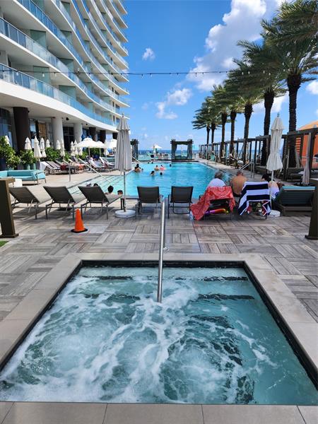 Image 6 of 51 For 4111 Ocean Dr  2107