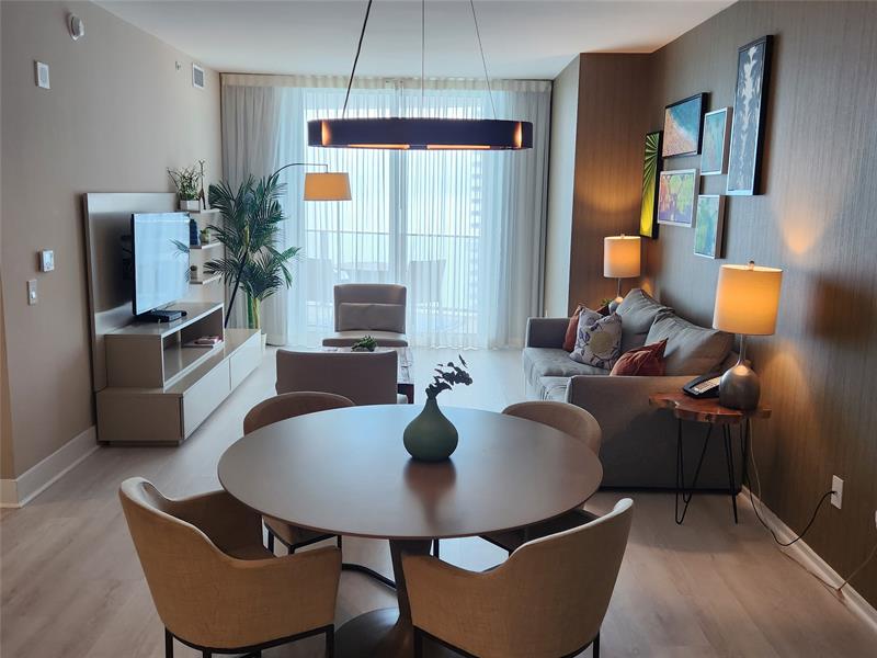 Image 7 of 51 For 4111 Ocean Dr  2107