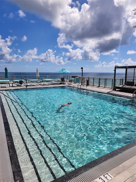 Image 9 of 51 For 4111 Ocean Dr  2107