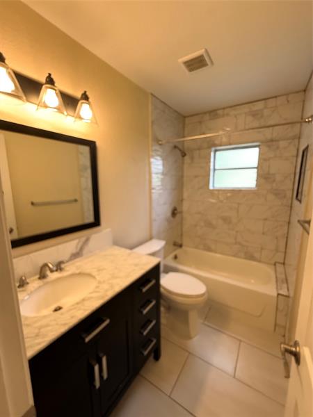 Image 10 of 18 For 11471 33rd St  East