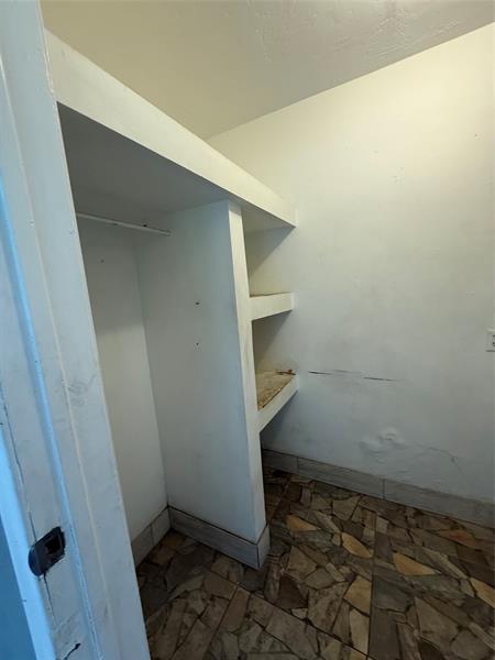 Image 12 of 18 For 11471 33rd St  East