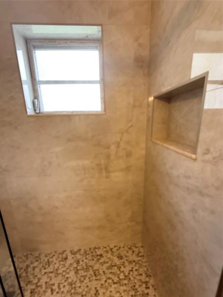 Image 6 of 18 For 11471 33rd St  East