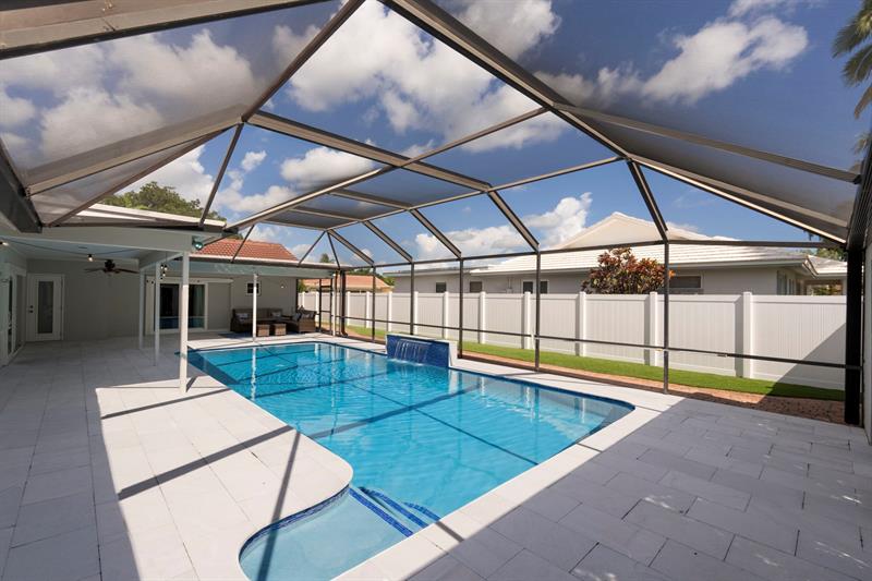 Image 11 of 60 For 640 74th Ter