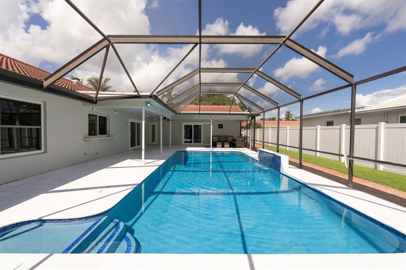 Image 12 of 60 For 640 74th Ter