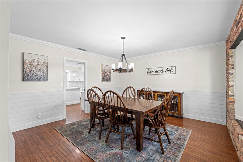 Image 39 of 60 For 640 74th Ter