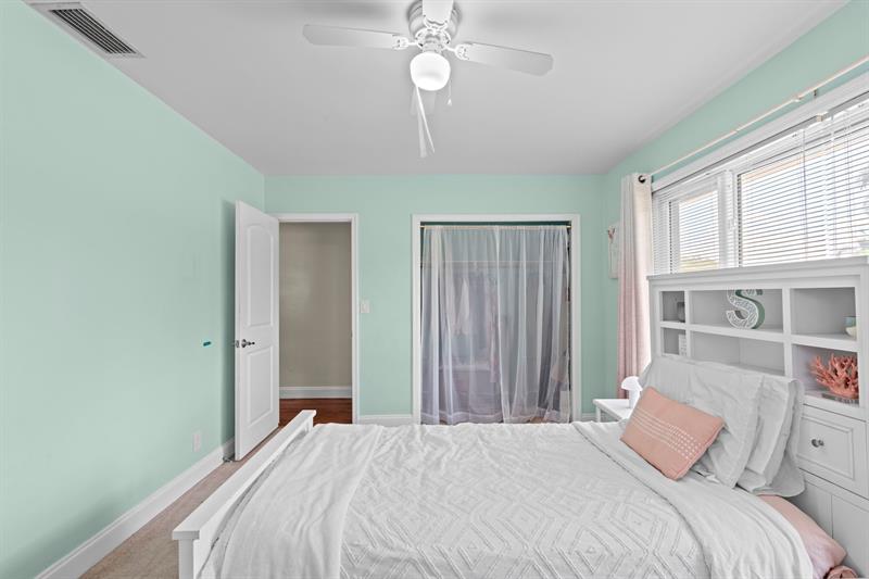 Image 49 of 60 For 640 74th Ter