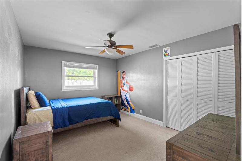 Image 50 of 60 For 640 74th Ter