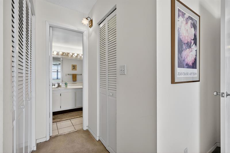 Image 21 of 37 For 18151 31st Ct 1709