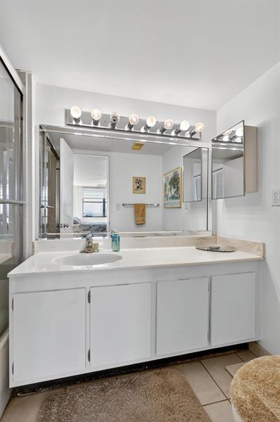 Image 24 of 37 For 18151 31st Ct 1709