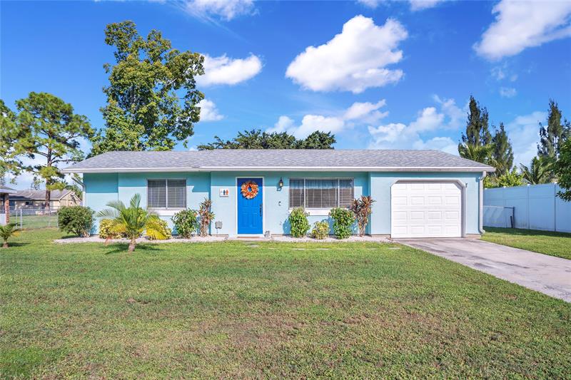 Image 2 of 40 For 808 Belmont Cir