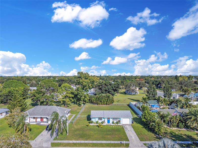 Image 35 of 40 For 808 Belmont Cir