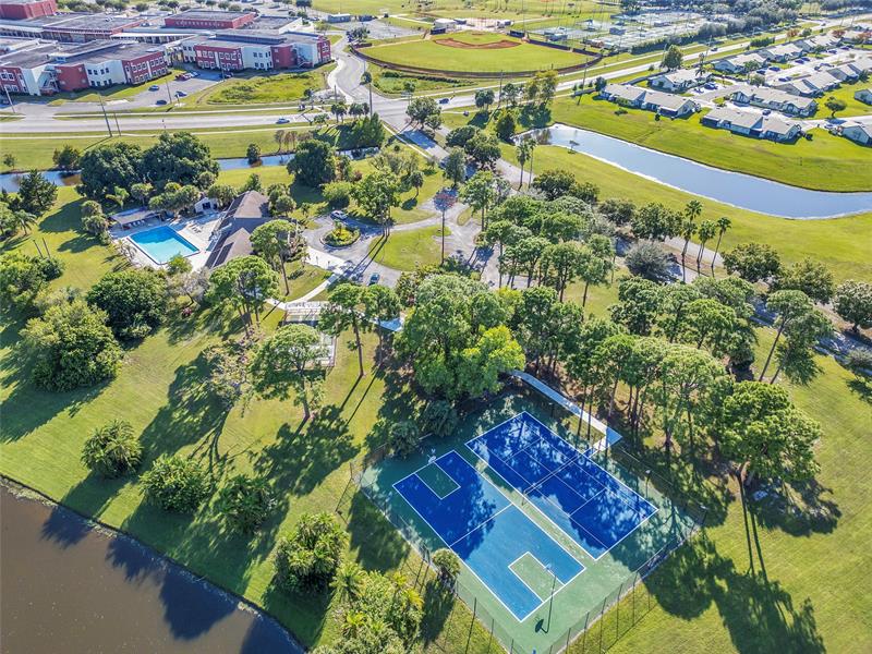 Image 39 of 40 For 808 Belmont Cir