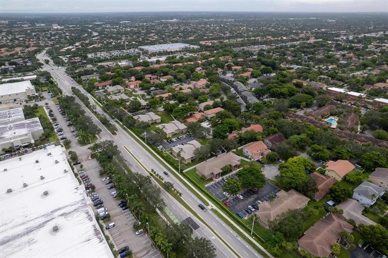 Image 20 of 23 For 11583 42nd St  11583