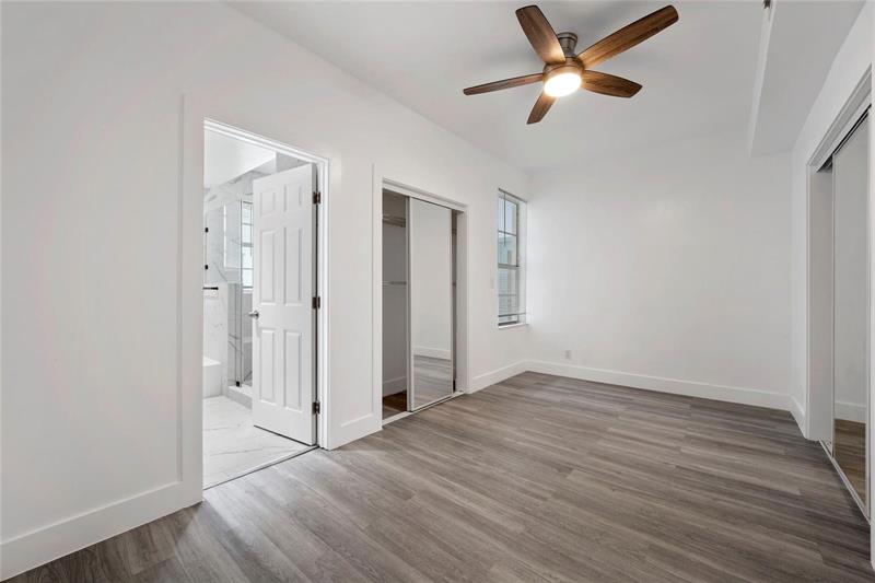 Image 13 of 18 For 503 12th St  4