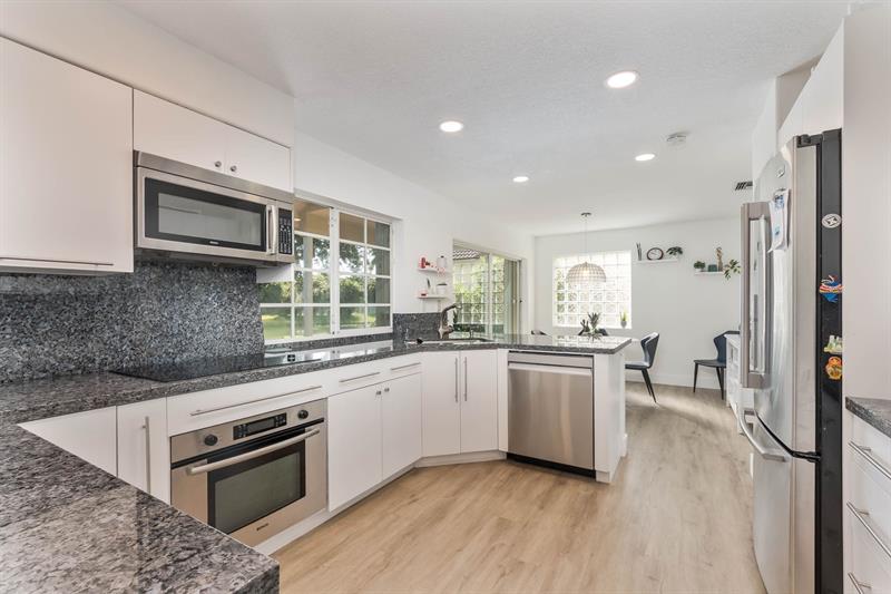 Image 10 of 43 For 524 Water Pt