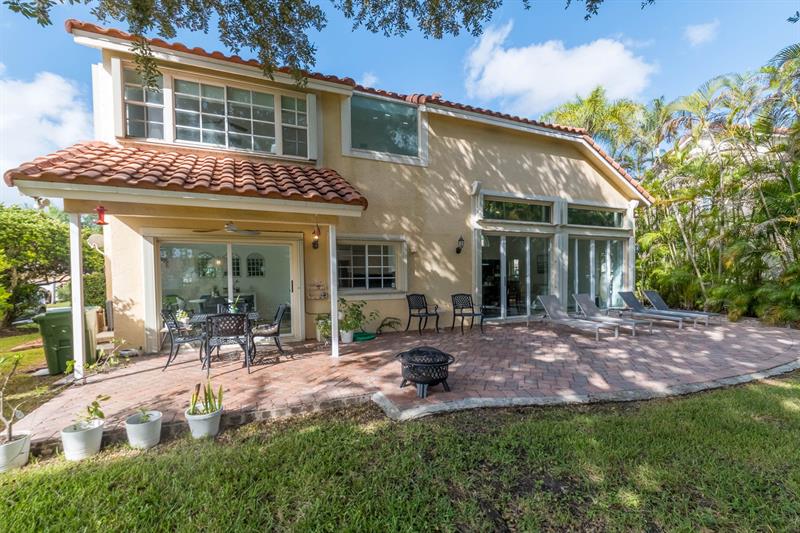 Image 32 of 43 For 524 Water Pt