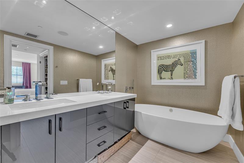 Image 10 of 57 For 1532 12th St  304