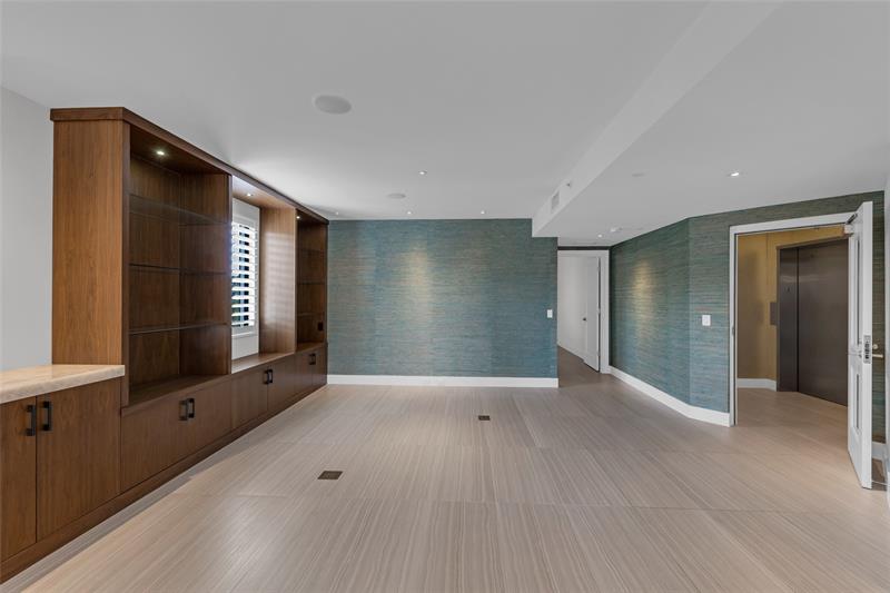Image 30 of 57 For 1532 12th St  304