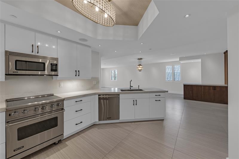 Image 38 of 57 For 1532 12th St  304
