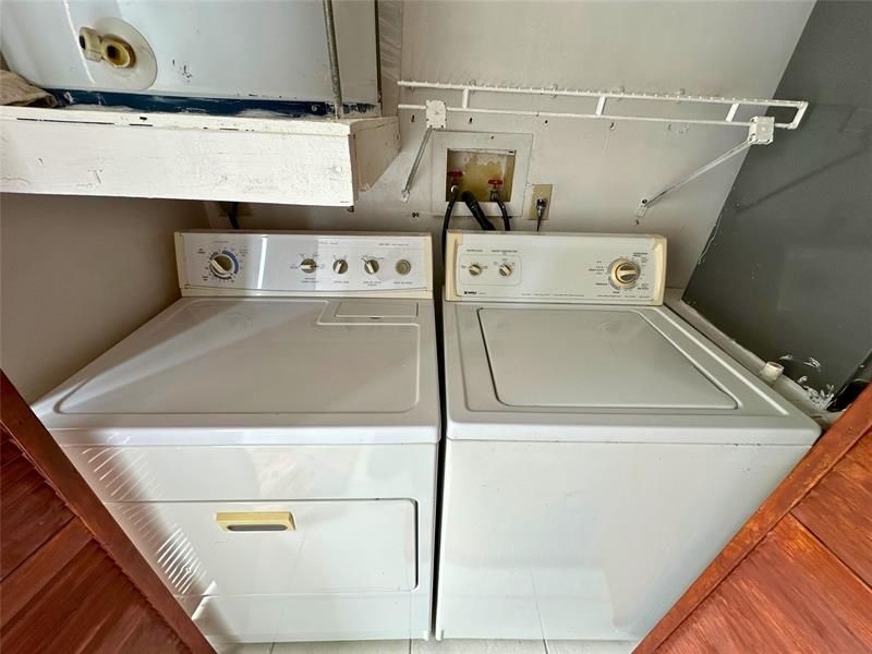 Image 11 of 21 For 2410 87th Ter