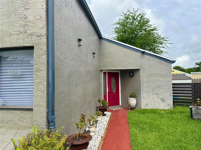 Image 5 of 21 For 2410 87th Ter