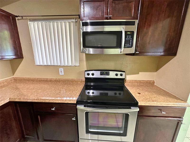 Image 8 of 21 For 2410 87th Ter