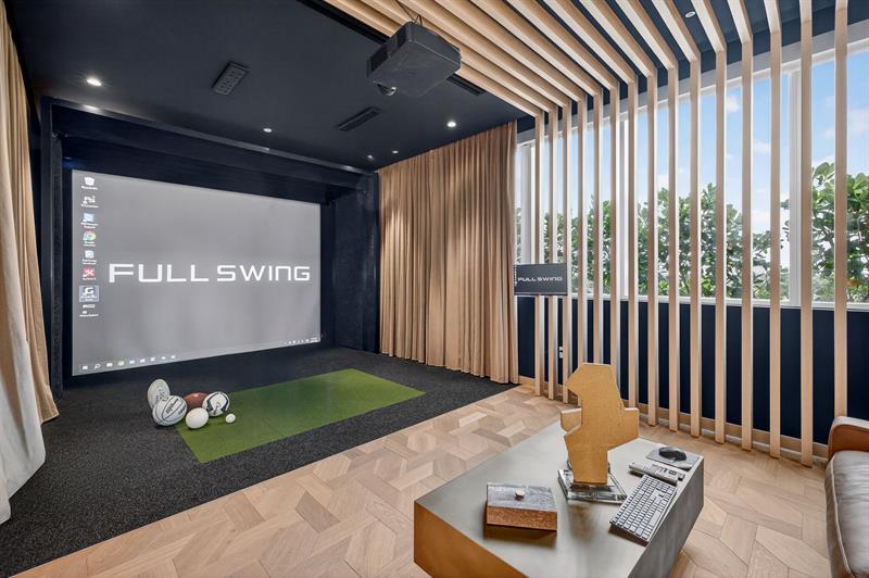 Image 33 of 47 For 153 Seabreeze Blv  1004-s