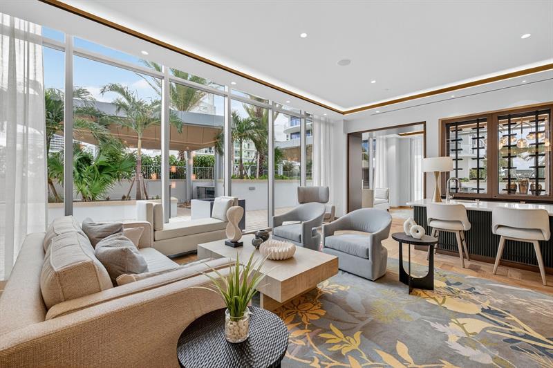 Image 38 of 47 For 153 Seabreeze Blv  1004-s