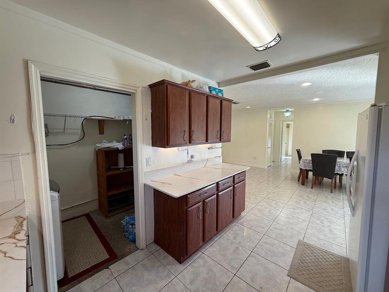 Image 14 of 31 For 6940 9th St  